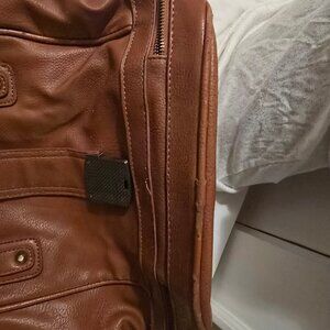 Aigner Bag, Brown Leather, 14L x 10H x 7W